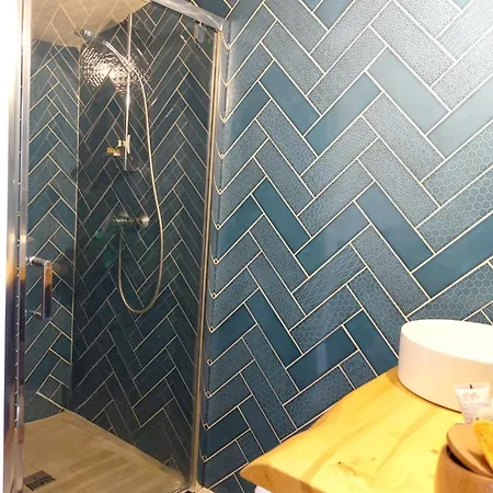 빌라 Charmante Avec Piscine A Debordement